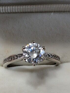6 Prong Silver Round Diamond Cut 1.5 Carat Simulant Low Profile Vacay Ring